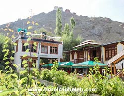 Hotel Chube Ladakh Exterior